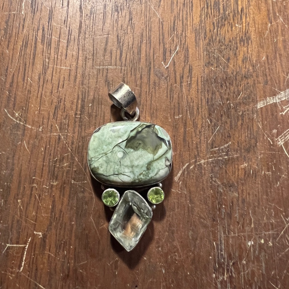 Pendant